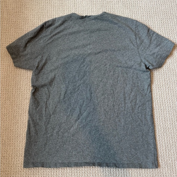 Men's Everlane Gray Pocket T-Shirt - Picture 3 of 3
